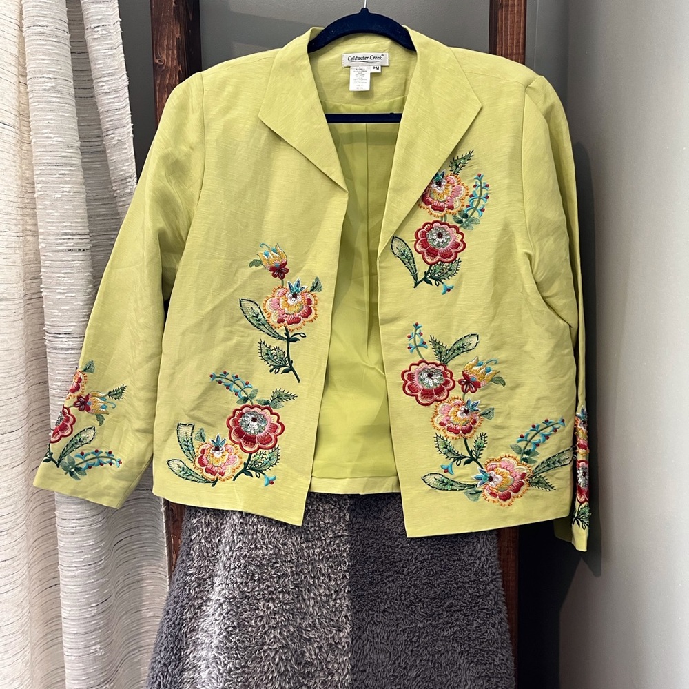 Coldwater Creek linen & silk embroidered blazer - size medium petite